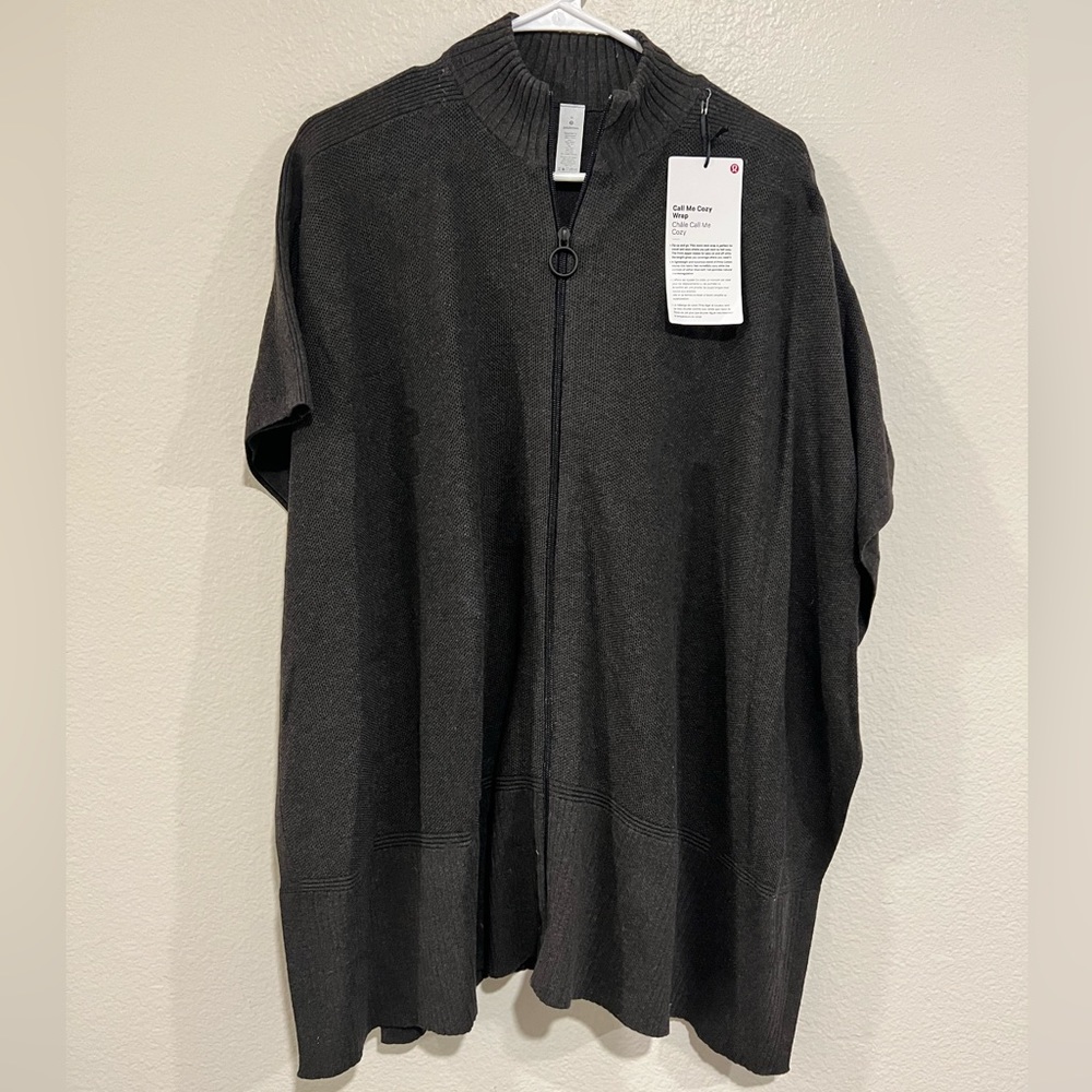 Lululemon Call Me Cozy Wrap. NWT!